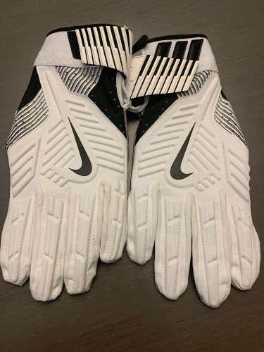 NEW Nike Adult D Tack 5.0 Lineman Pro NFL Football Gloves  Size 3XL (PGF463-100)