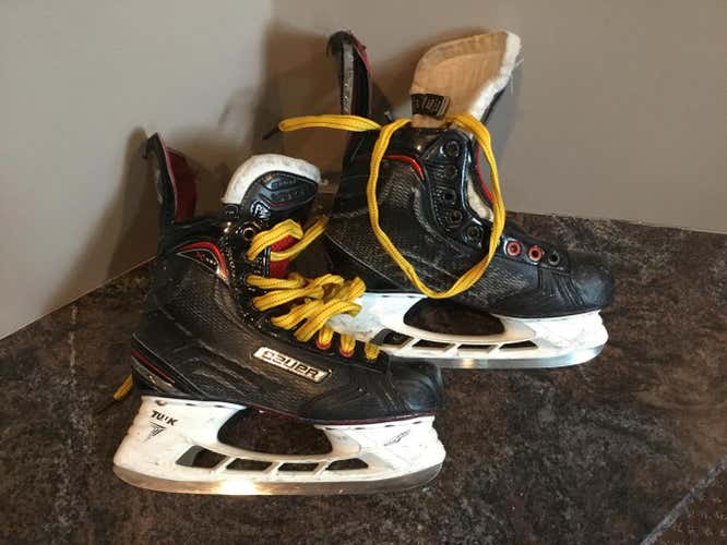 Bauer Vapor X700 Hockey Skates Junior Size 5.5