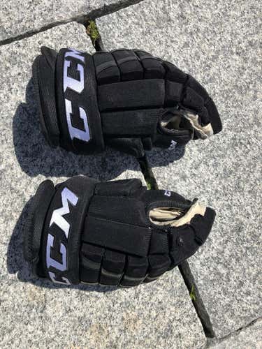 Boston Bruins 14" CCM HG96 Gloves Senior Pro Stock