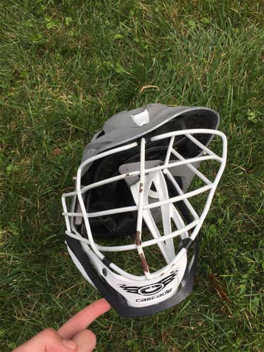 S Helmet