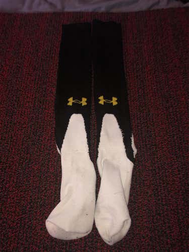 Black under armour Maryland Baseball Team Used fake Stirrup socks