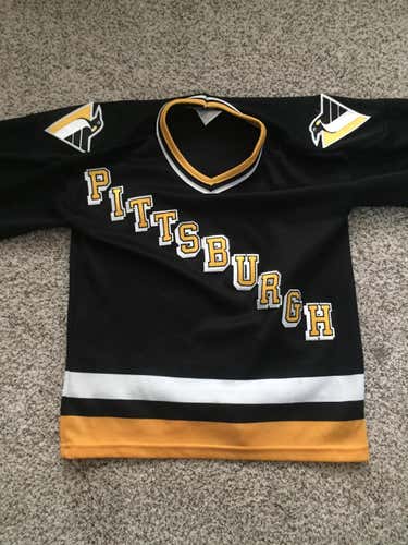 Pittsburgh Penguins Boys L Jersey