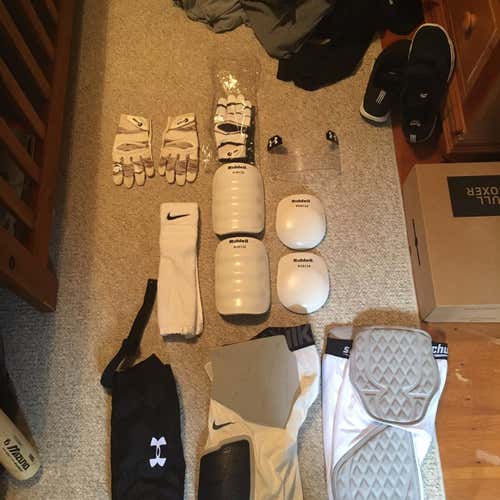 Assorted Accessories (Read Description)