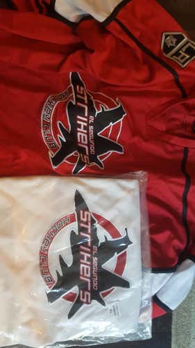 2 XL EL Segunoo Jerseys