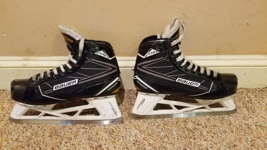 Bauer Goalie Skates Junior Size 5.5