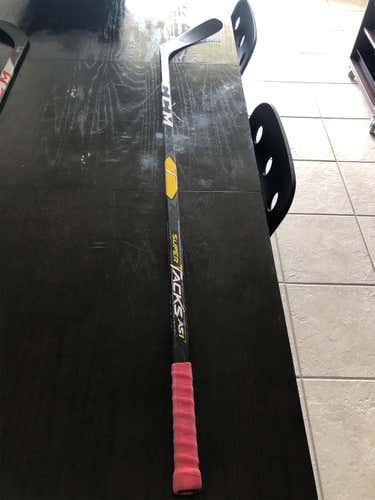 Super Tacks AS1 Hockey Stick Righty Mid Junior