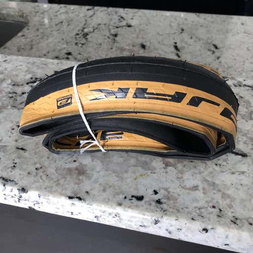 Schwalbe Kojak Tire, Tan Wall 16x1.35 (349mm)