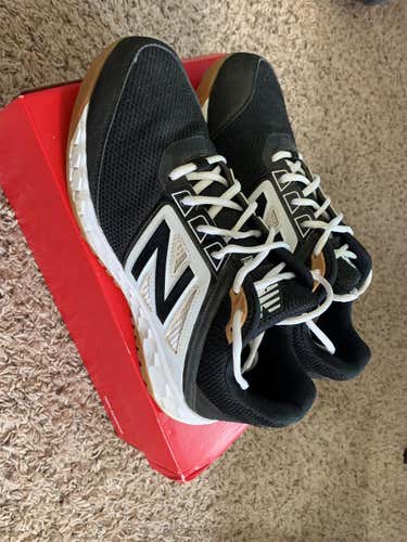 New Balance  Adult