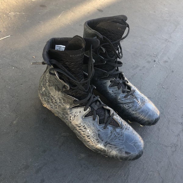 Under Armour UA Highlight football cleats (Size 11.5)