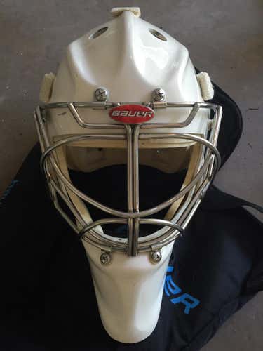 Bauer Profile 961 Goalie Mask Senior Pro Stock - Size SM