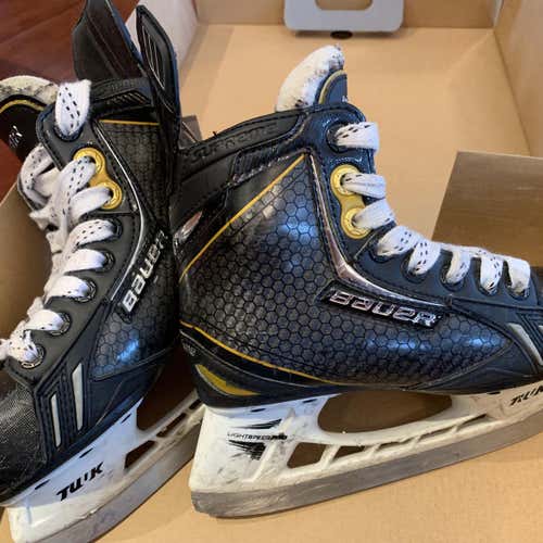 Supreme One.9 Hockey Skates Youth  Size 12