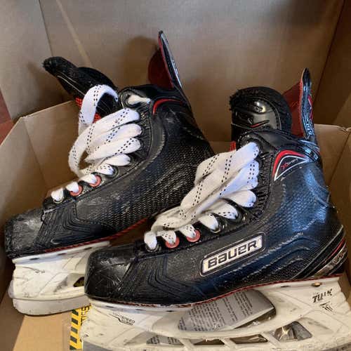 Vapor X Shift Hockey Skates Junior  Size 4