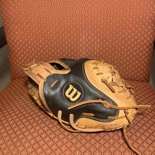 A2000 Catchers Mitt