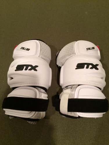 STX Stallion 500 Arm Pads