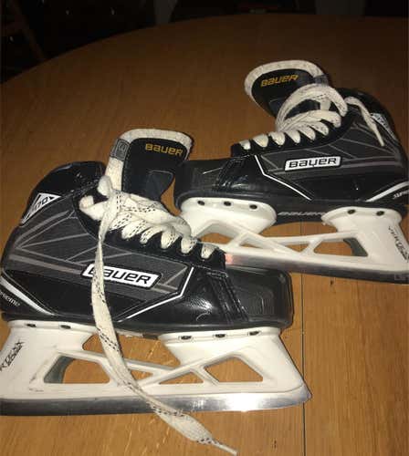 Supreme S170 Hockey Goalie Skates Junior Size 3