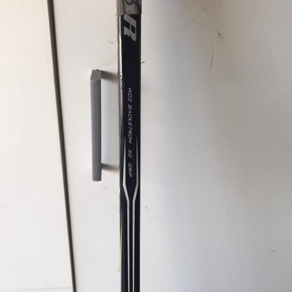 Alpha QX Hockey Stick Righty Toe Junior
