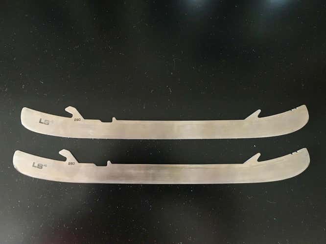 Bauer Holders, Runners & Replacement Steel