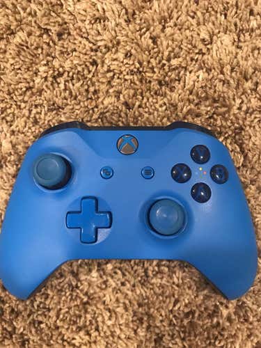 Used Xbox One Controller