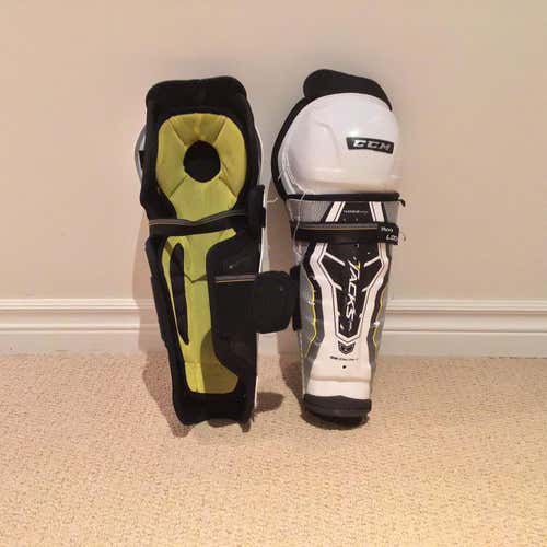 CCM Tacks 4052 Senior Shin Pads