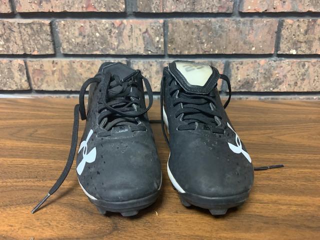 Under Armour Cleats Youth size 1