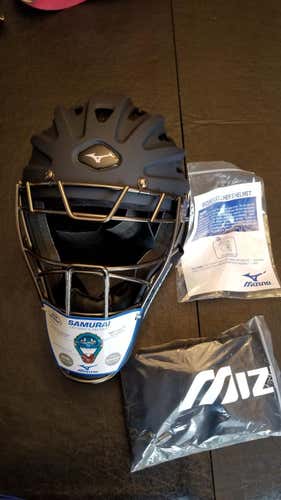 New Mizuno G4 Samurai Catcher's Mask Youth - Blue