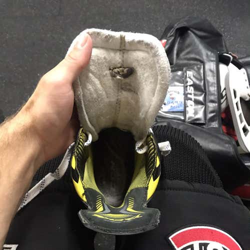 Super Tacks Hockey Skates Senior Pro Stock Size 6.5