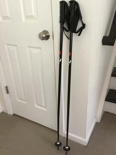 Used Atomic Ski Poles, great for all mountain/carving. $10 or best offer
