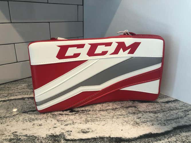 Brand New CCM Extreme Flex III Pro Blocker