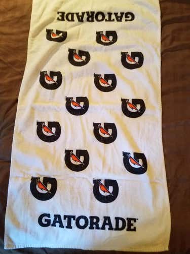 Gatorade Bench Towel - Used - BUNDLE of 1Lrg & 2Sm