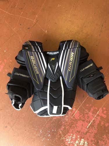USED ONCE: Supreme 1S Chest and Arm Protector Goalie Chest Protector Senior - MAKE AN OFFER