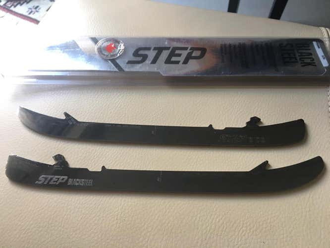 STEP BLACKSTEEL BLACK STEEL 272 Step Steel Runners Replacement Steel