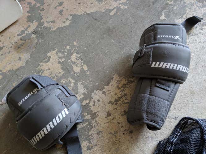 Warrior goalie knee pads