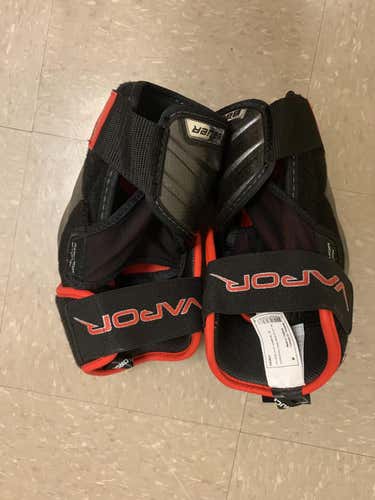 New Bauer Vapor 1x Lite Elbow Pads Senior