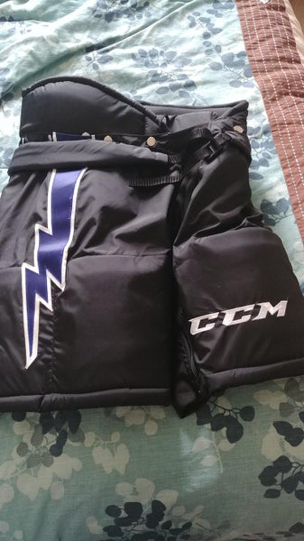 Tampa Bay Lightning CCM HP70 Size M