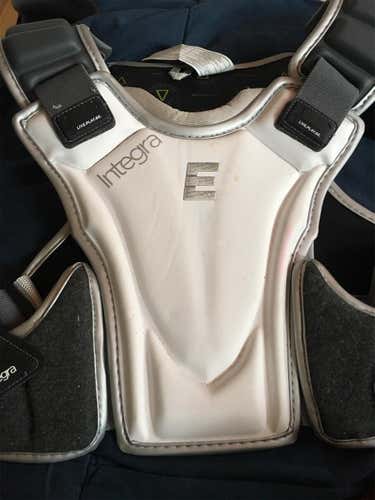 Integra Shoulder Pads