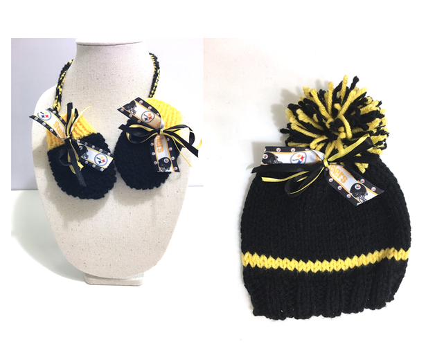 Pittsburgh STEELERS Handmade Baby Hat & Mitten Set