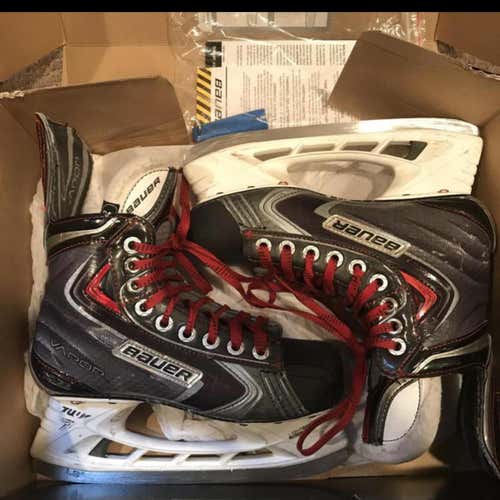 Vapor X100 Hockey Skates Junior  Size 2