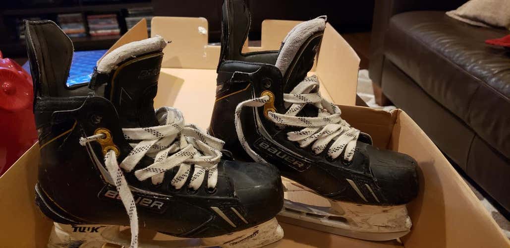 Bauer Supreme One.9 Hockey Skates Junior Size 4.5