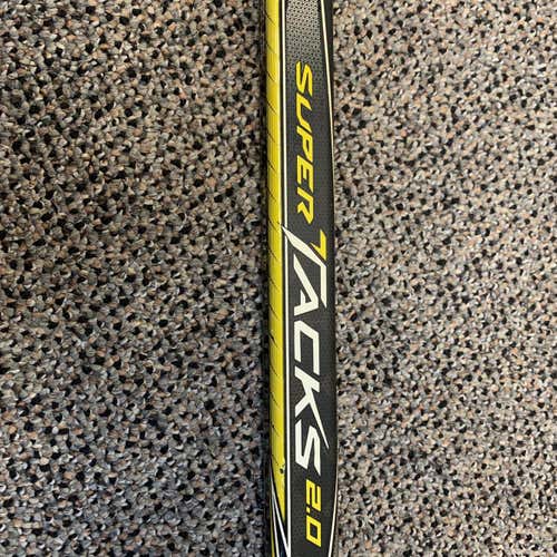 Super Tacks 2.0 Hockey Stick Righty Mid Intermediate