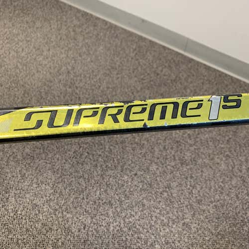 Supreme 1S Hockey Stick Righty Mid Intermediate