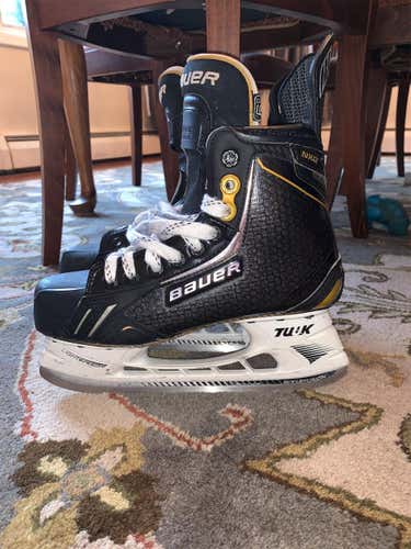 Supreme TotalOne NXG Hockey Skates Senior Size 6 Great Condition Barely Used