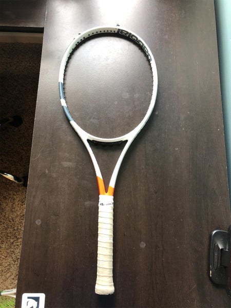 Pure Strike 100 Tennis Racquet