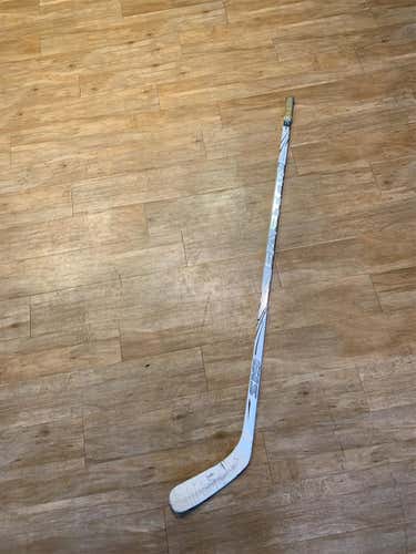 Easton S19 Pure Iginla 85 Flex Hockey Stick Righty Mid Senior