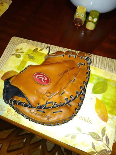 Rawlings Baseball Glove