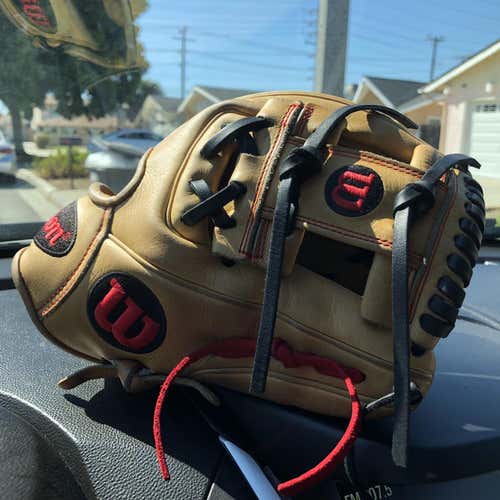 A2000 1786 Baseball Glove Adult