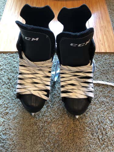 CCM Hockey Skates Senior Size 8