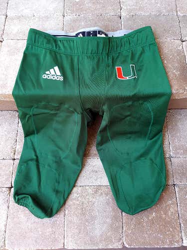 New Adidas NCAA College Football UNIVERSITY MIAMI HURRICANES Team Issue Player Shorts Pants