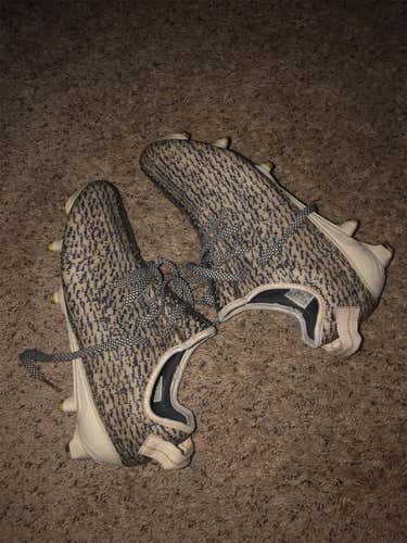 Adidas Yeezy 350 Turtle Dove Cleats