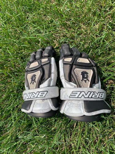 Brine King III Lacrosse Gloves