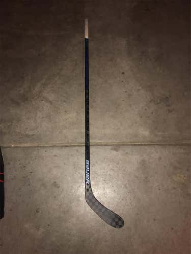 Nexus 2N Pro Hockey Stick Lefty Toe Intermediate